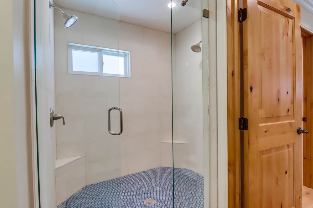 Virtual tour photo 17 of 26 for 856 Beryl St
