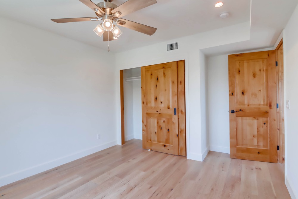 Virtual tour photo 21 of 26 for 856 Beryl St
