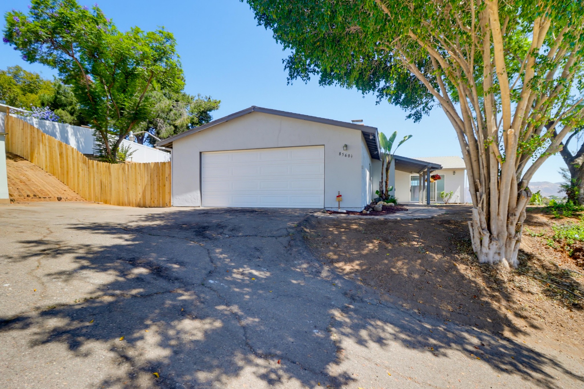 Virtual tour photo 3 of 59 for 8560 1/2 Winter Gdns Blvd