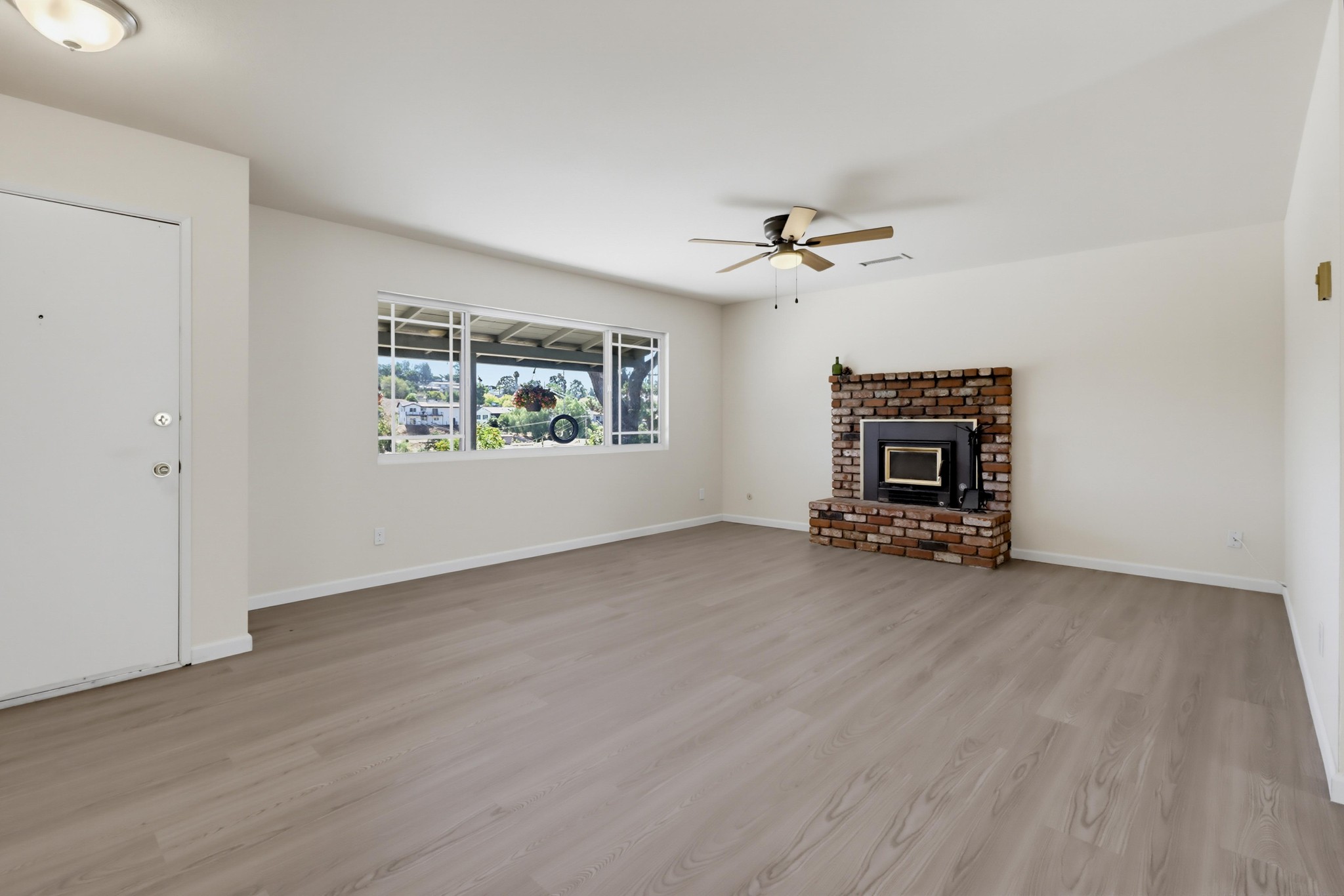 Virtual tour photo 18 of 59 for 8560 1/2 Winter Gdns Blvd