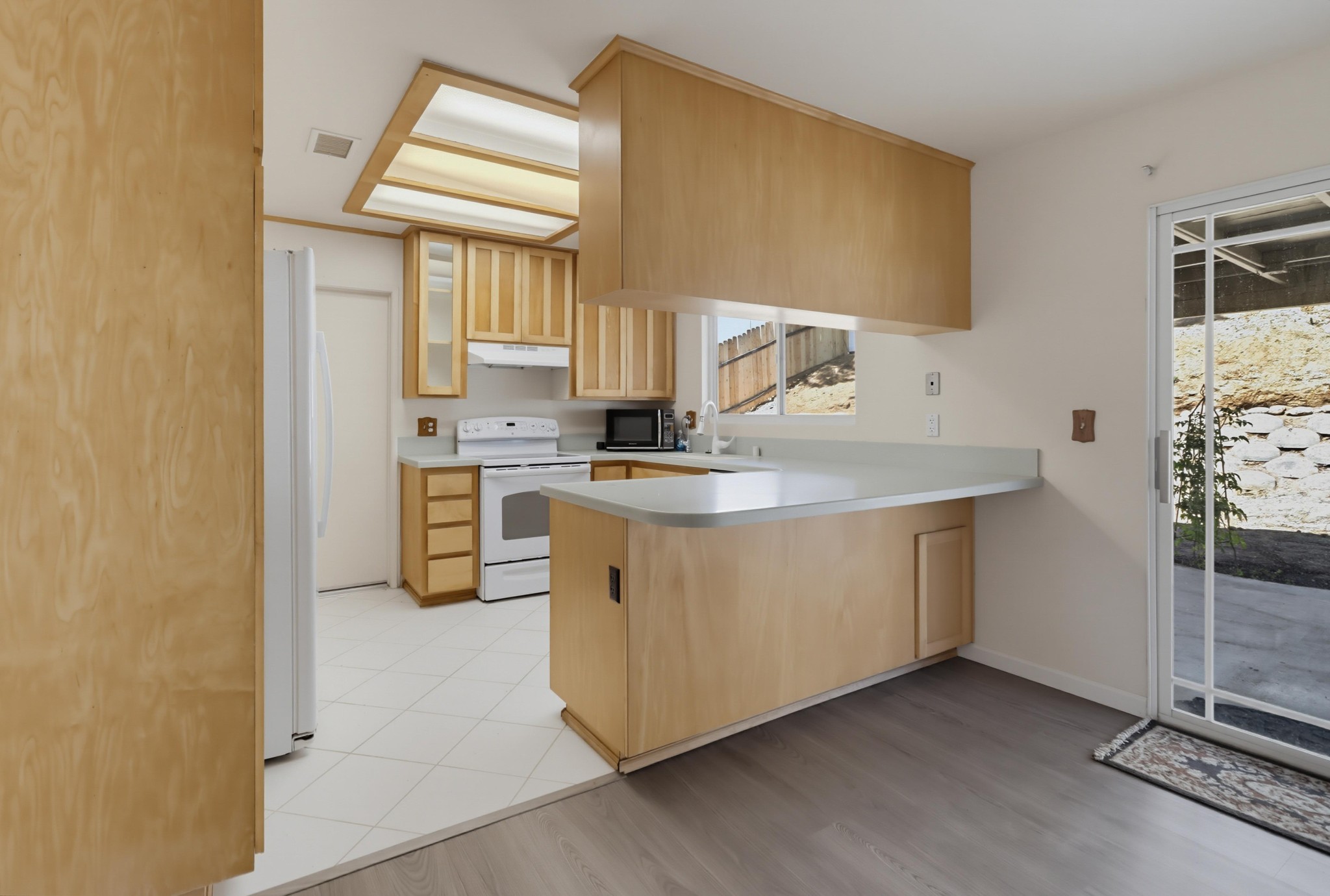 Virtual tour photo 23 of 59 for 8560 1/2 Winter Gdns Blvd