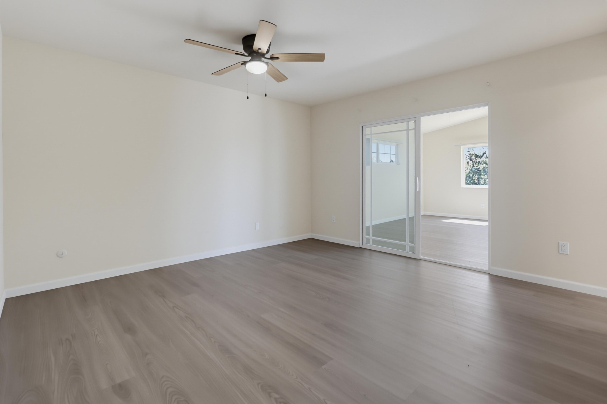 Virtual tour photo 28 of 59 for 8560 1/2 Winter Gdns Blvd