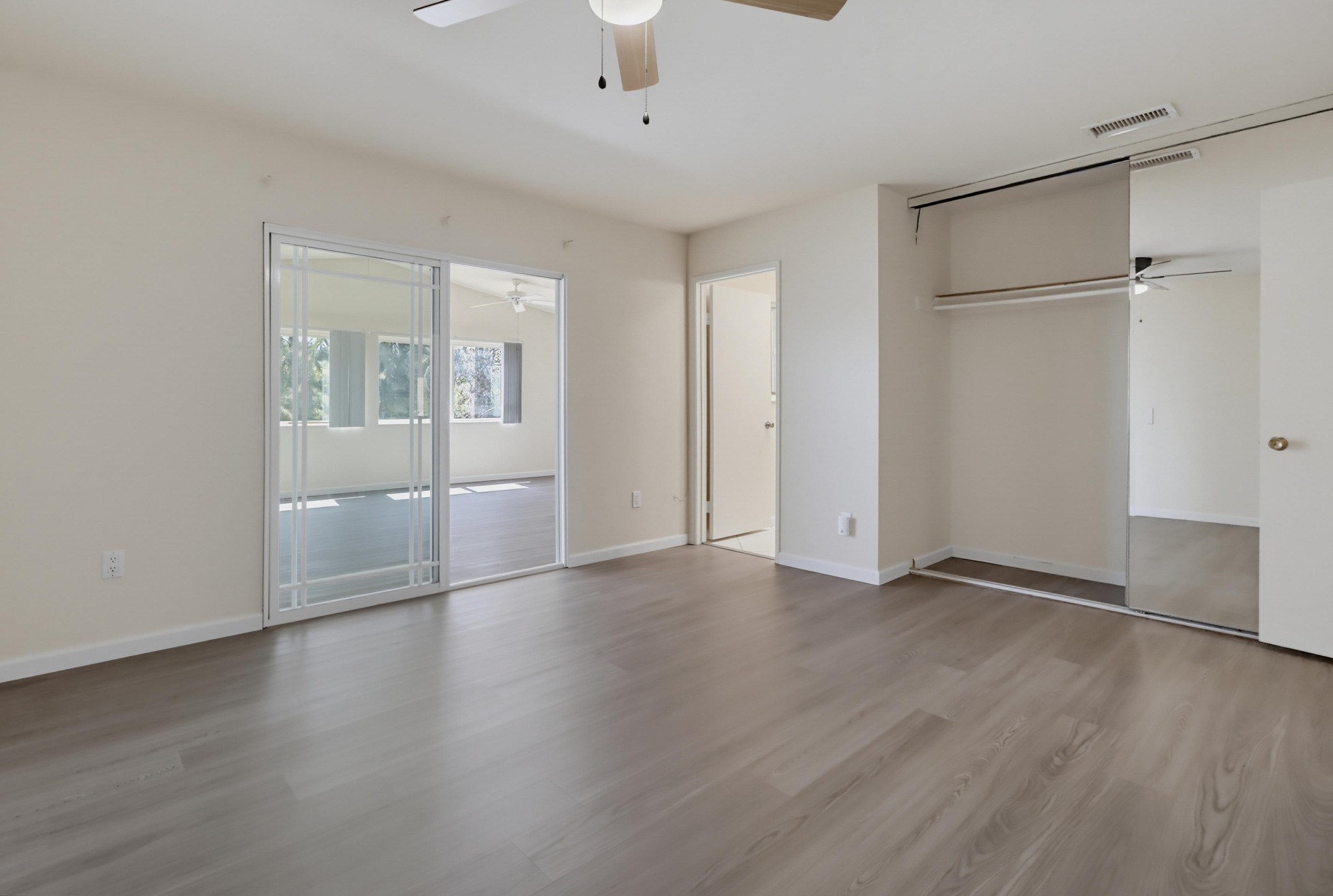 Virtual tour photo 29 of 59 for 8560 1/2 Winter Gdns Blvd
