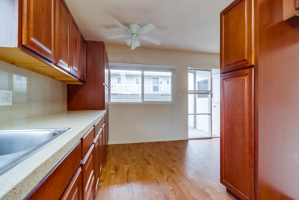 Virtual tour photo 20 of 38 for 8562 Hurlbut St.