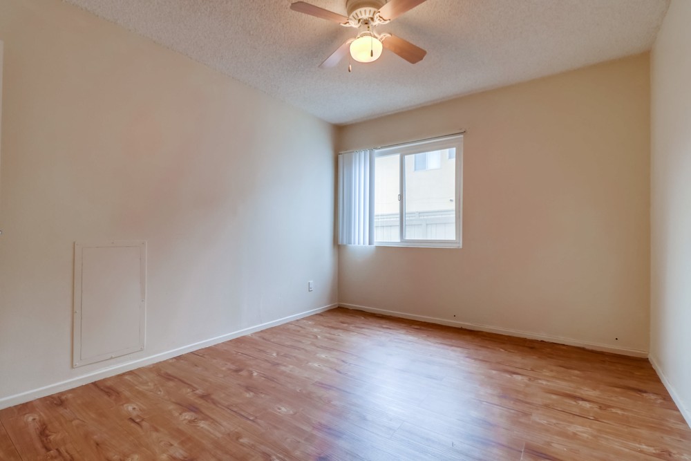 Virtual tour photo 28 of 38 for 8562 Hurlbut St.