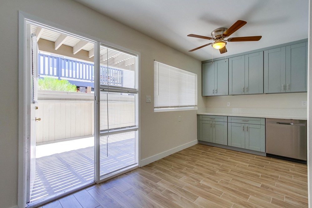 Virtual tour photo 23 of 46 for 8566 Hurlbut St