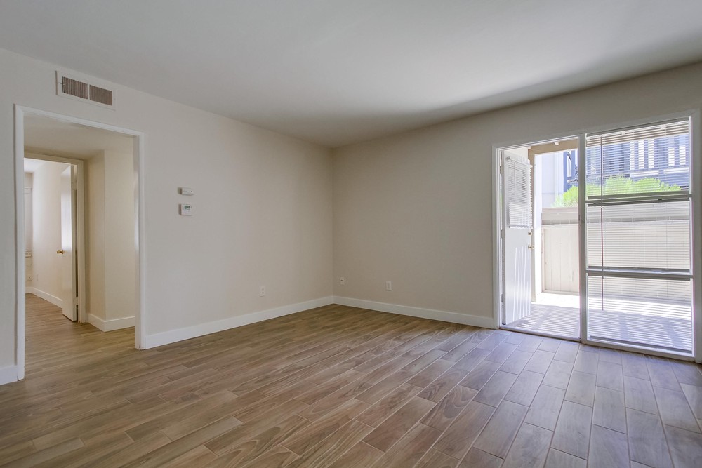 Virtual tour photo 24 of 46 for 8566 Hurlbut St