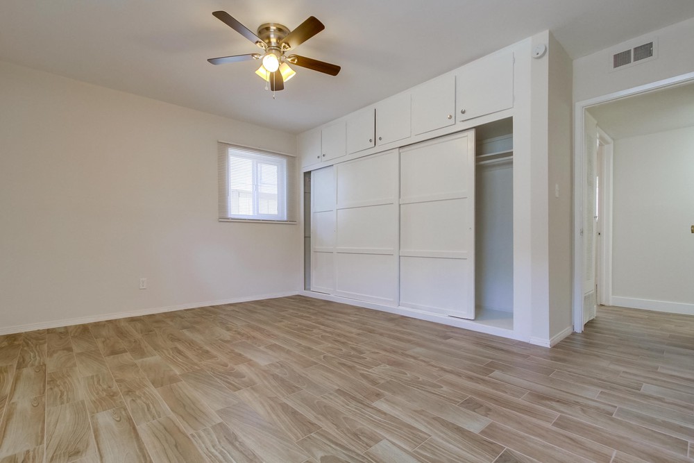 Virtual tour photo 28 of 46 for 8566 Hurlbut St