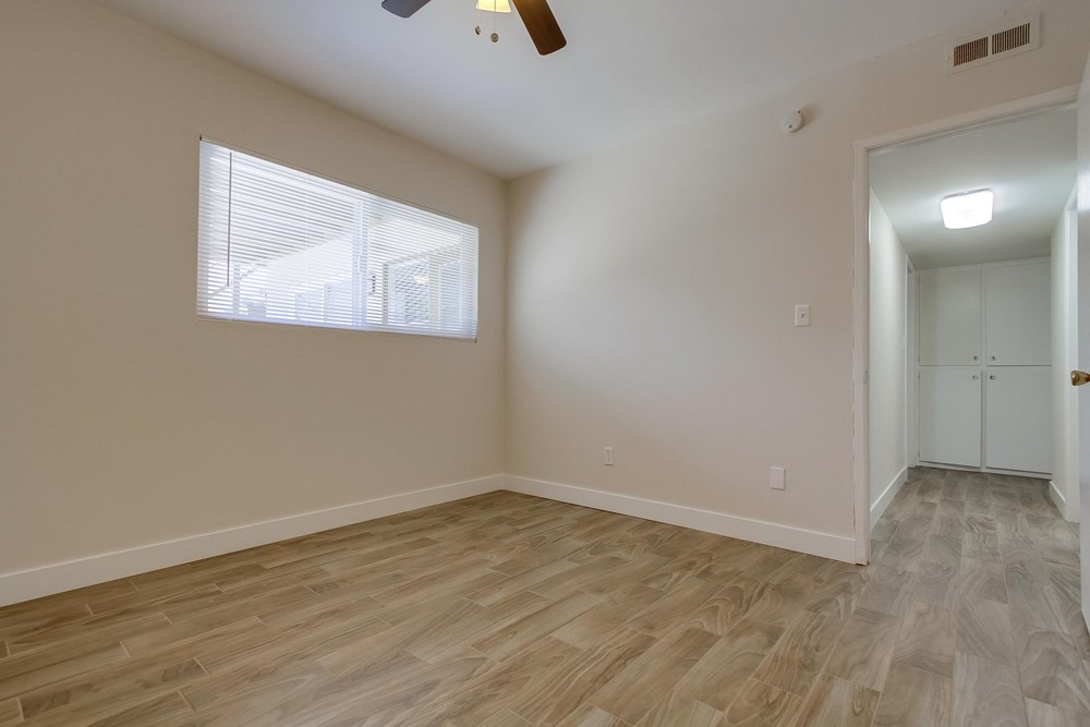 Virtual tour photo 33 of 46 for 8566 Hurlbut St