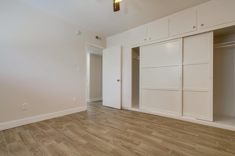 Virtual tour photo 34 of 46 for 8566 Hurlbut St