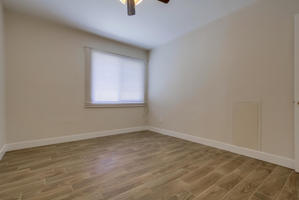 Virtual tour photo 36 of 46 for 8566 Hurlbut St