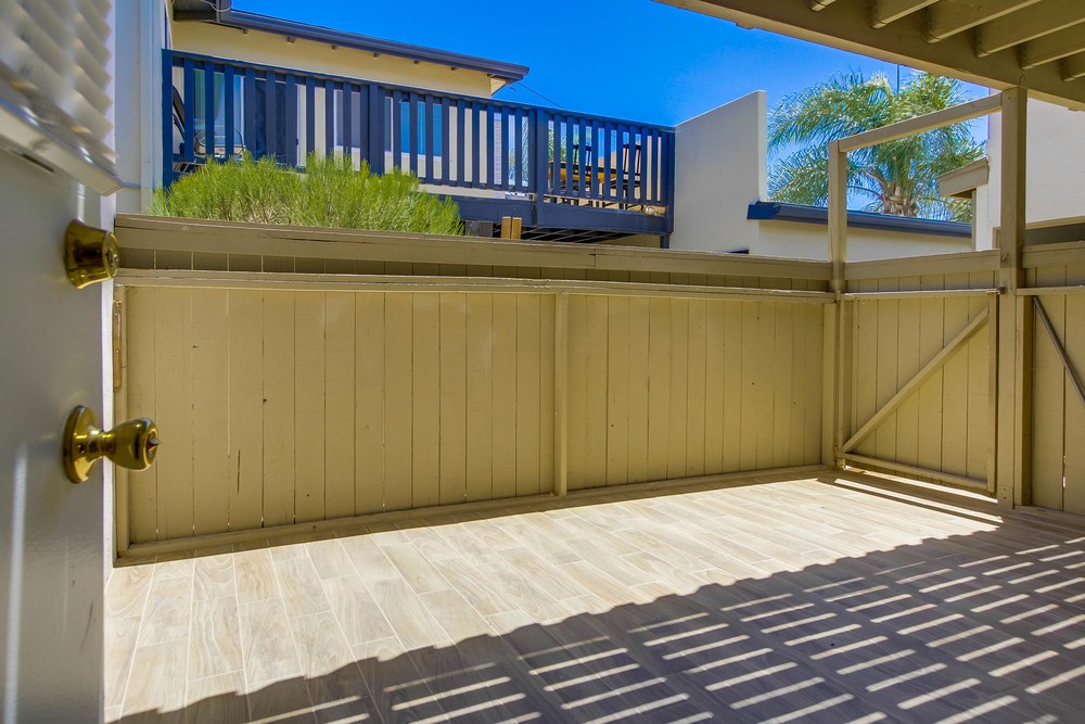 Virtual tour photo 40 of 46 for 8566 Hurlbut St