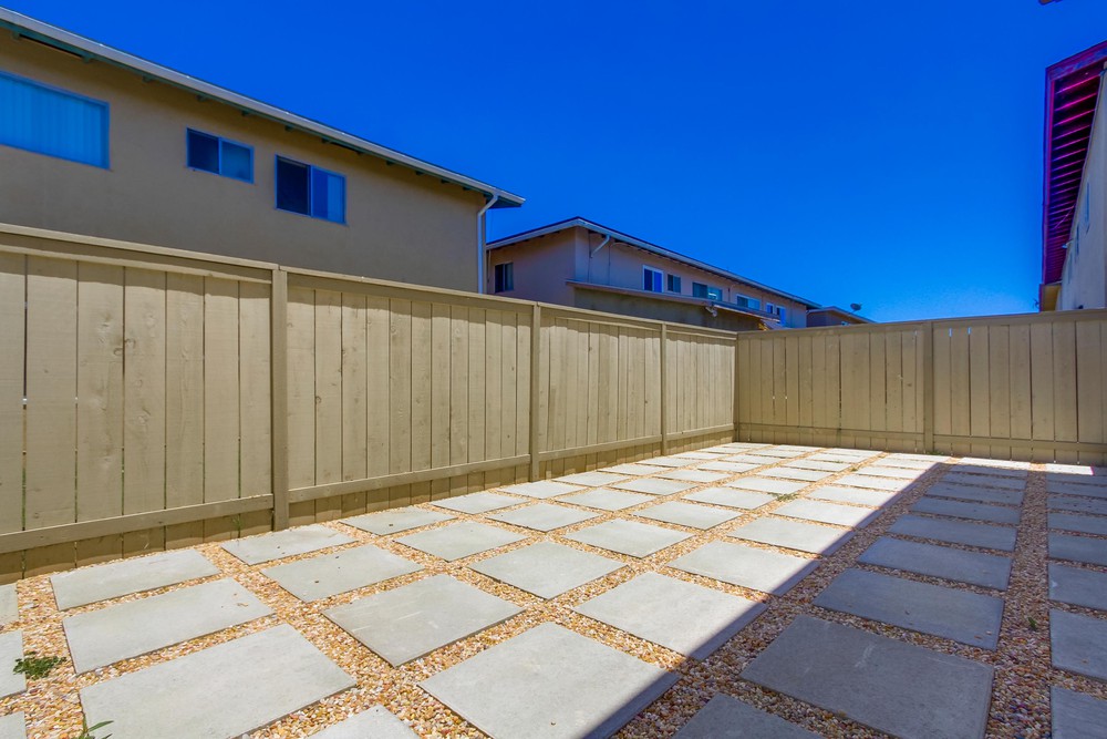Virtual tour photo 44 of 46 for 8566 Hurlbut St