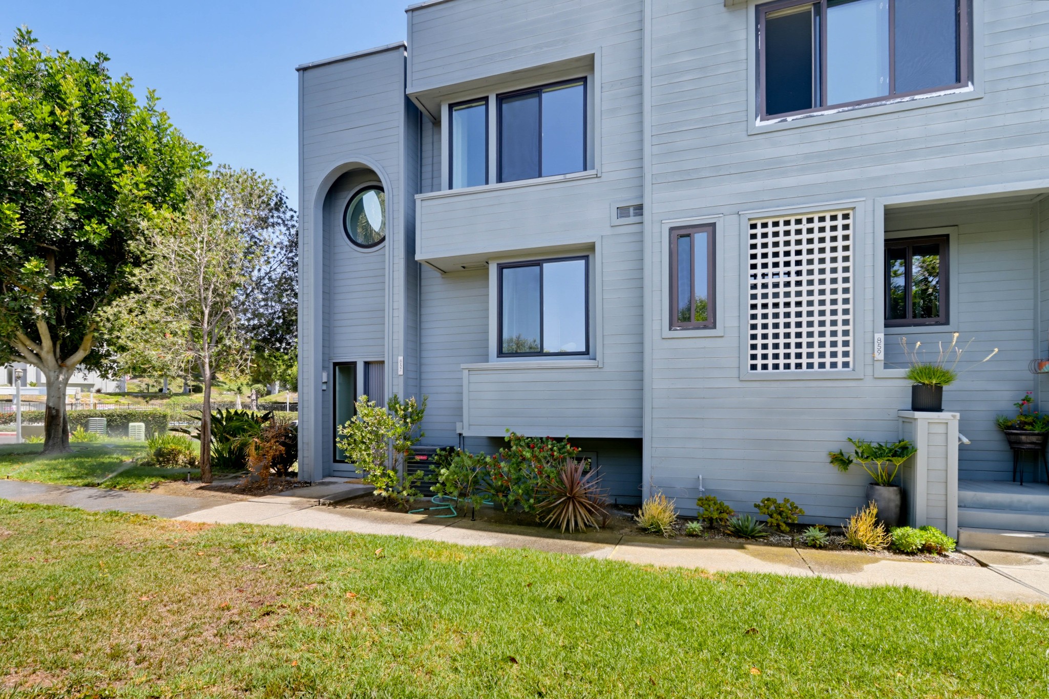 Virtual tour photo 5 of 52 for 857 America Way