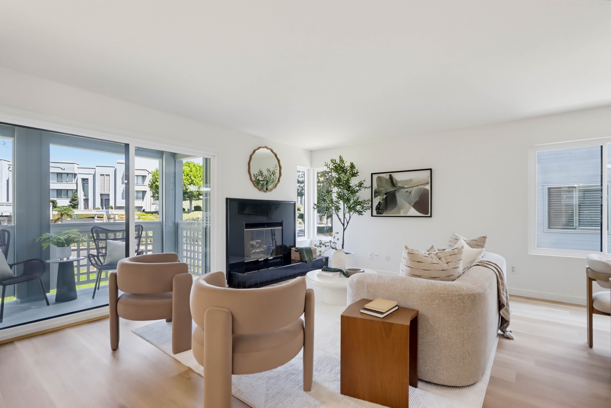 Virtual tour photo 8 of 52 for 857 America Way