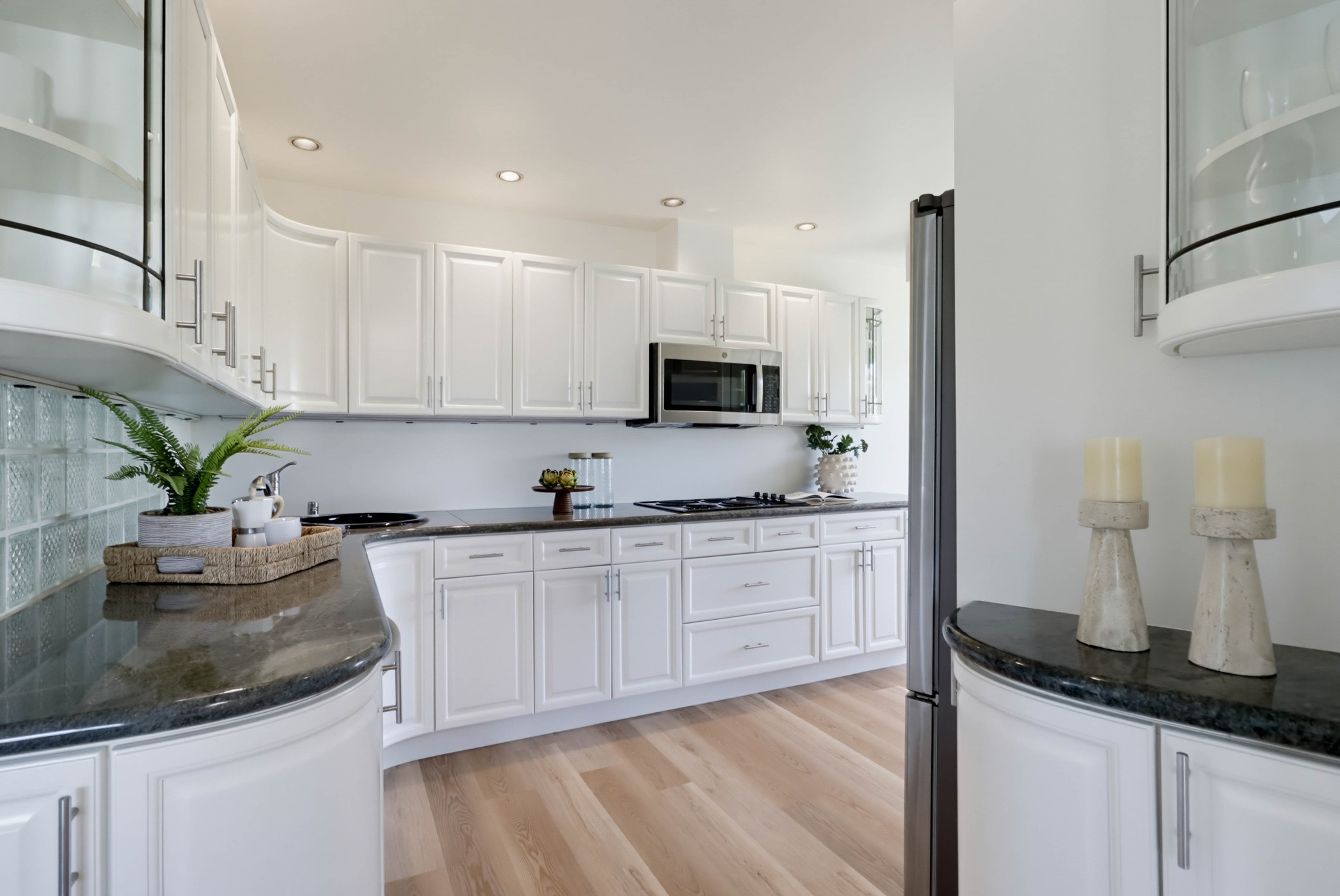 Virtual tour photo 18 of 52 for 857 America Way