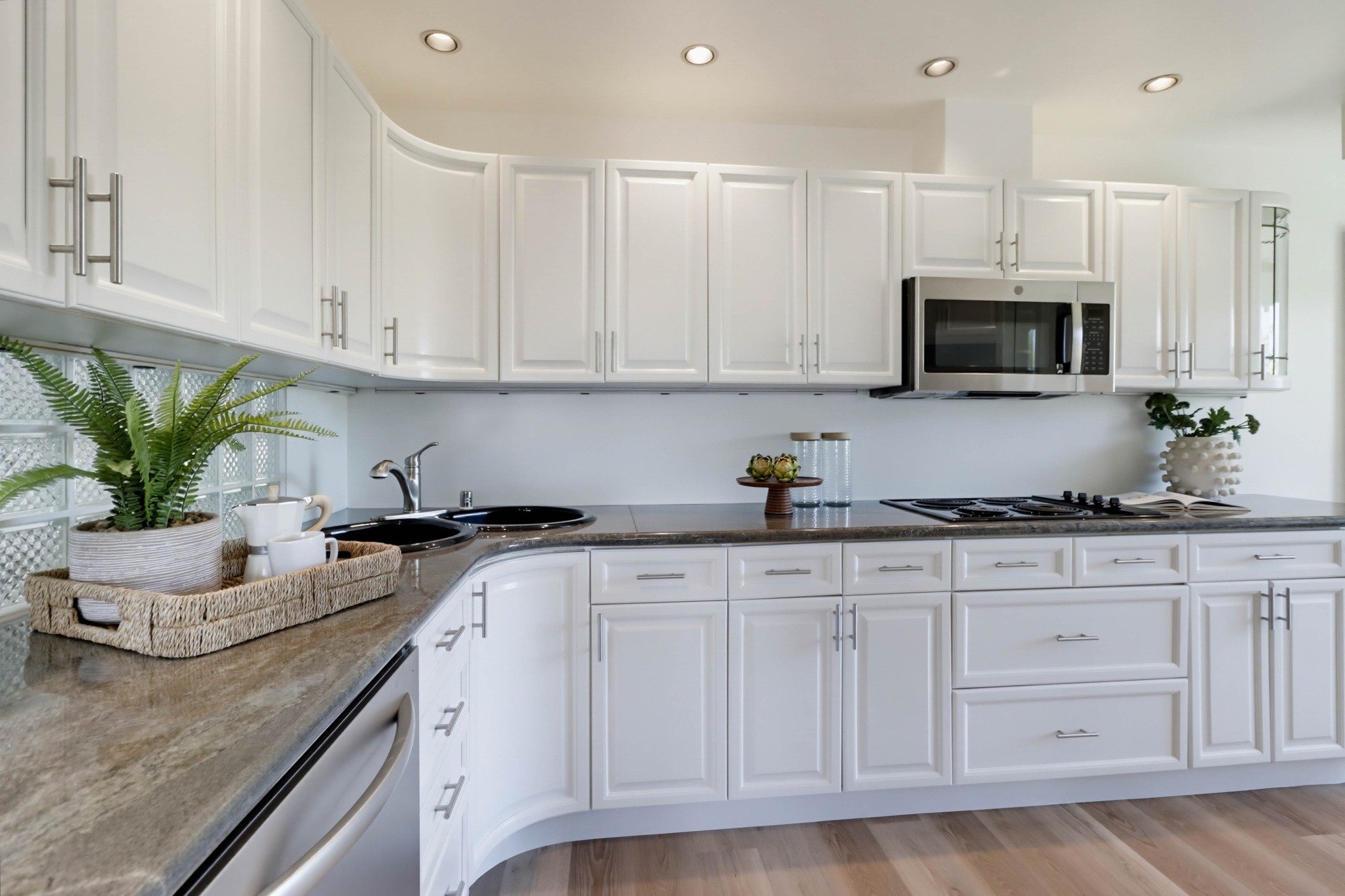 Virtual tour photo 19 of 52 for 857 America Way