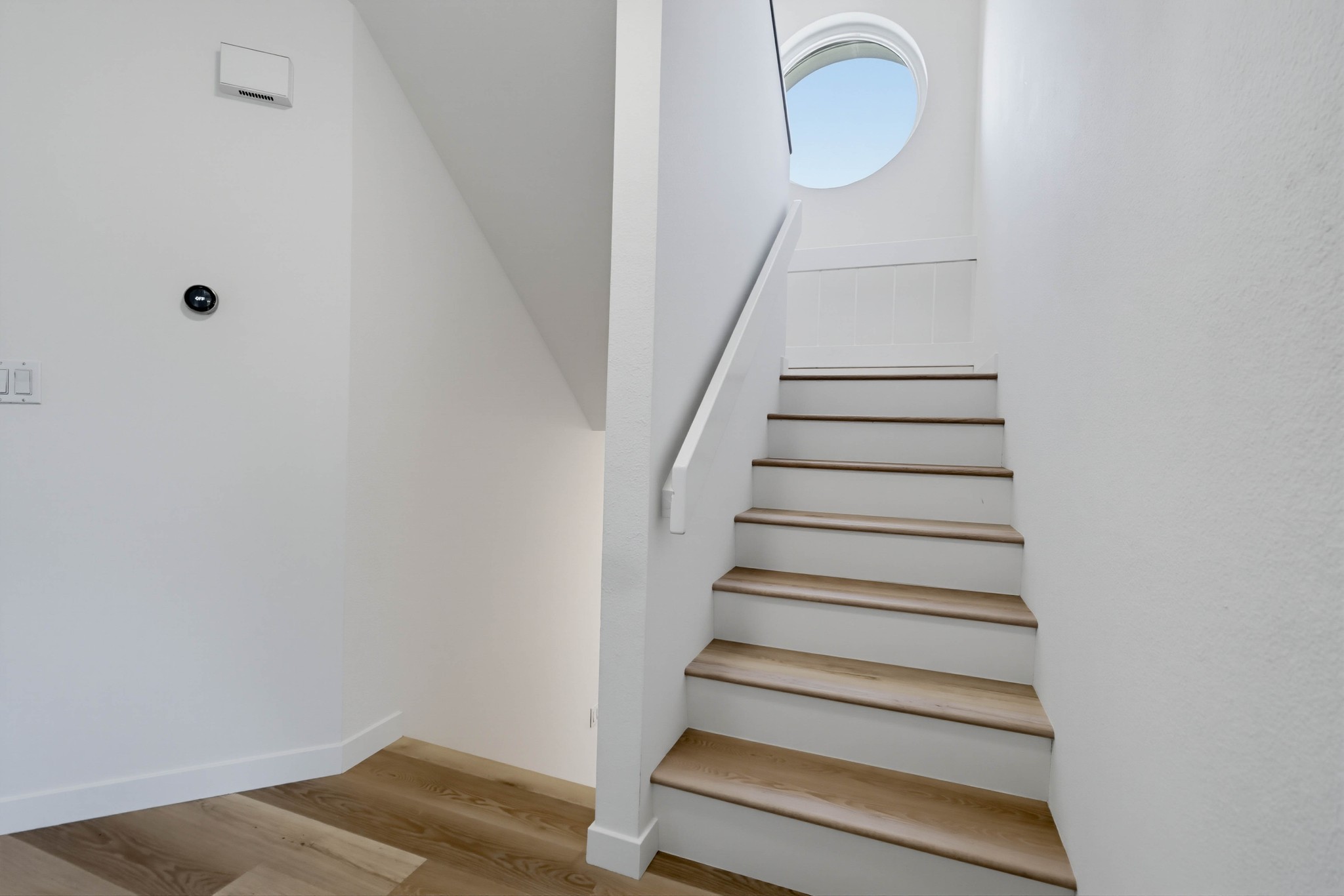 Virtual tour photo 32 of 52 for 857 America Way