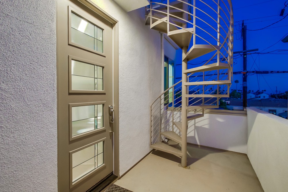 Virtual tour photo 3 of 43 for 857 Sapphire St