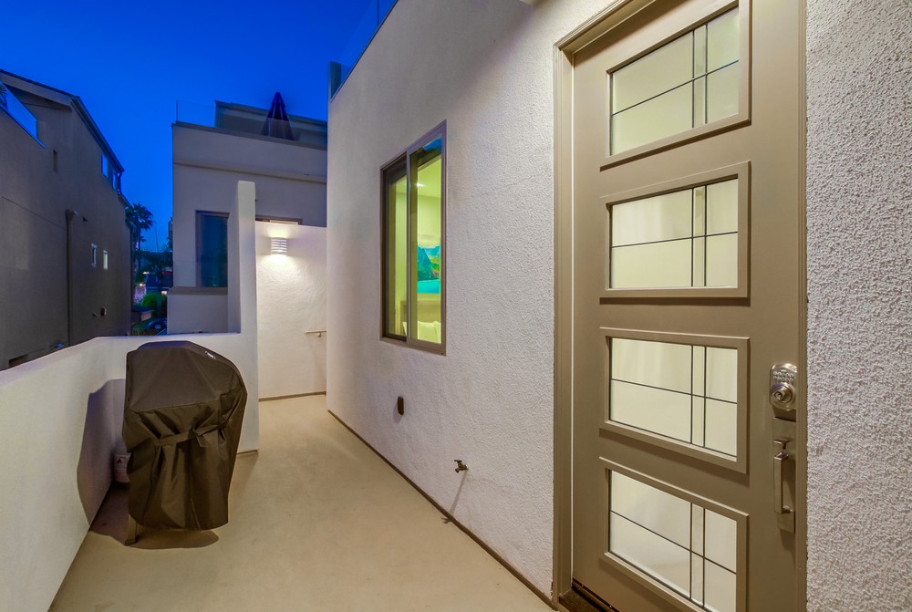 Virtual tour photo 4 of 43 for 857 Sapphire St