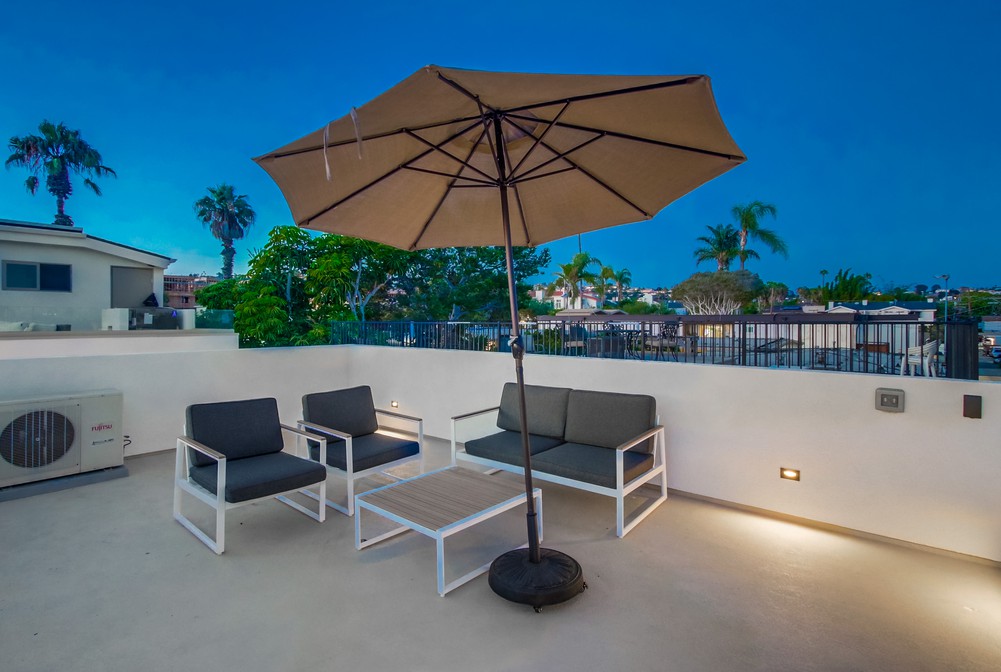 Virtual tour photo 6 of 43 for 857 Sapphire St