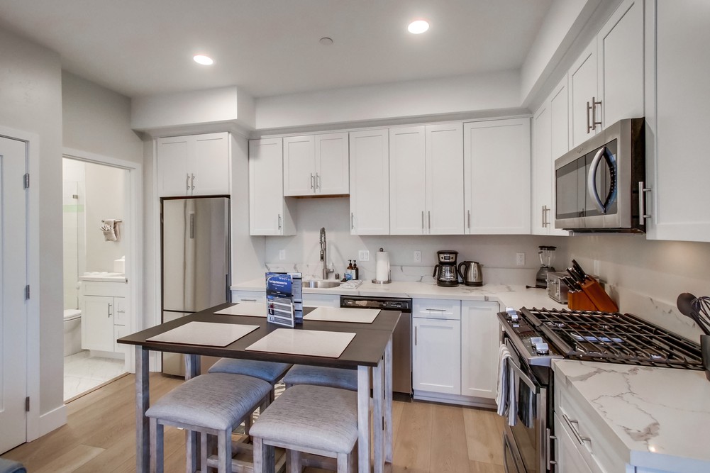 Virtual tour photo 16 of 43 for 857 Sapphire St