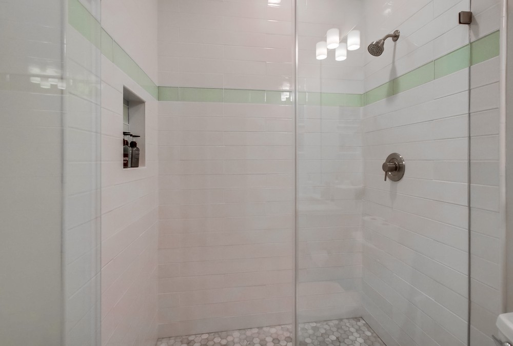 Virtual tour photo 27 of 43 for 857 Sapphire St