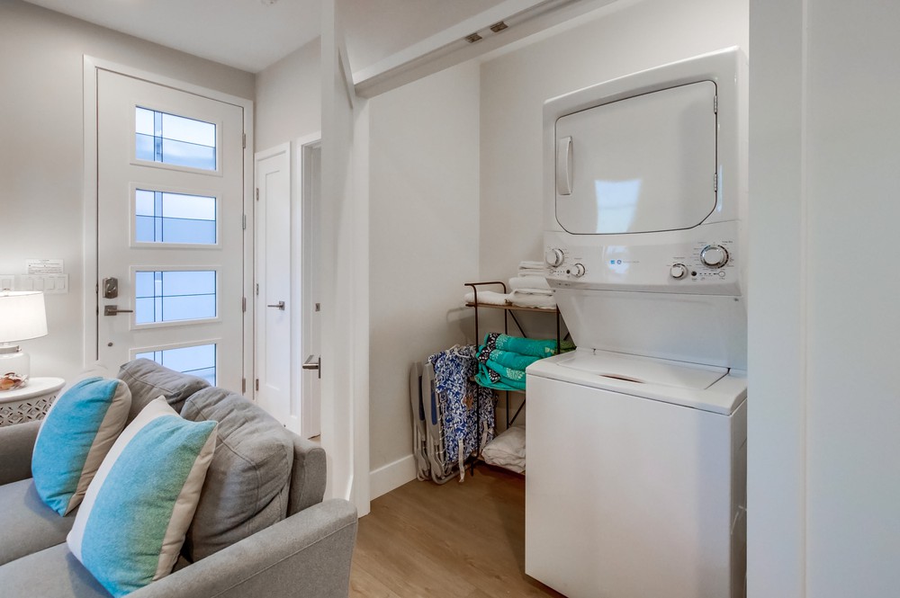 Virtual tour photo 29 of 43 for 857 Sapphire St