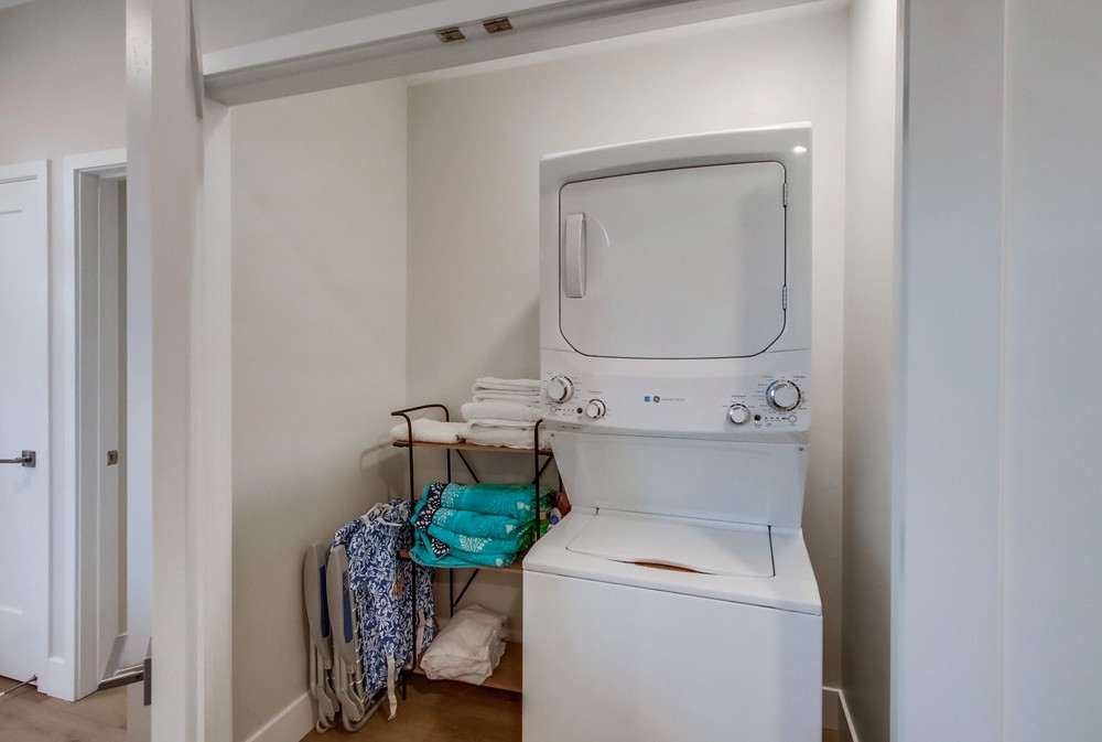 Virtual tour photo 30 of 43 for 857 Sapphire St