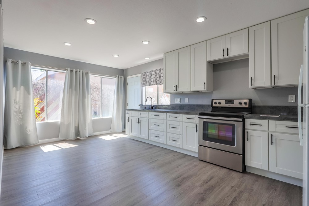 Virtual tour photo 11 of 32 for 8572 Miguel Vista Pl
