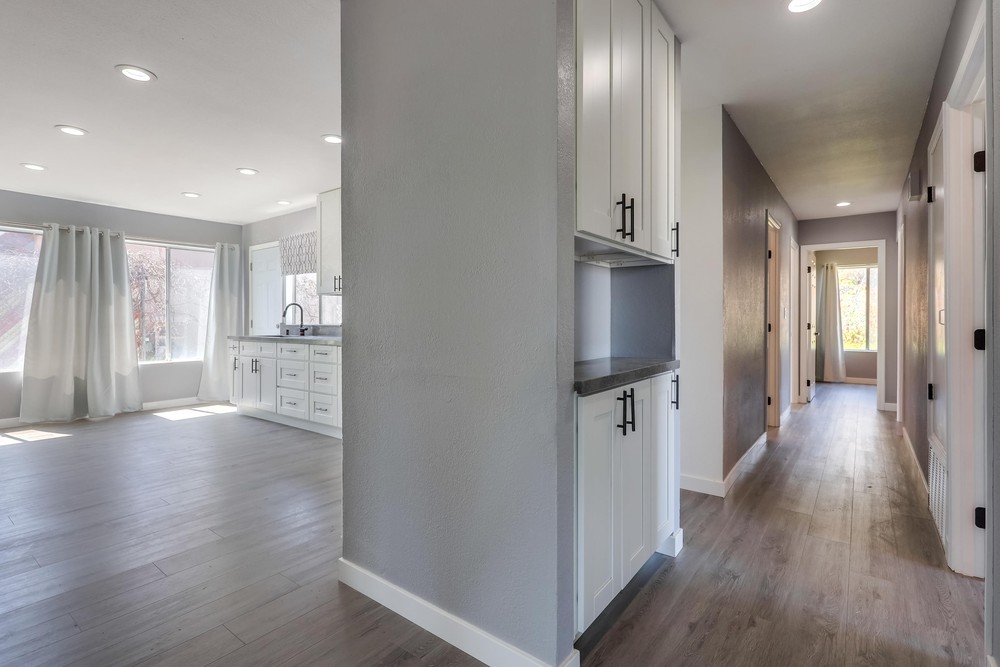 Virtual tour photo 14 of 32 for 8572 Miguel Vista Pl