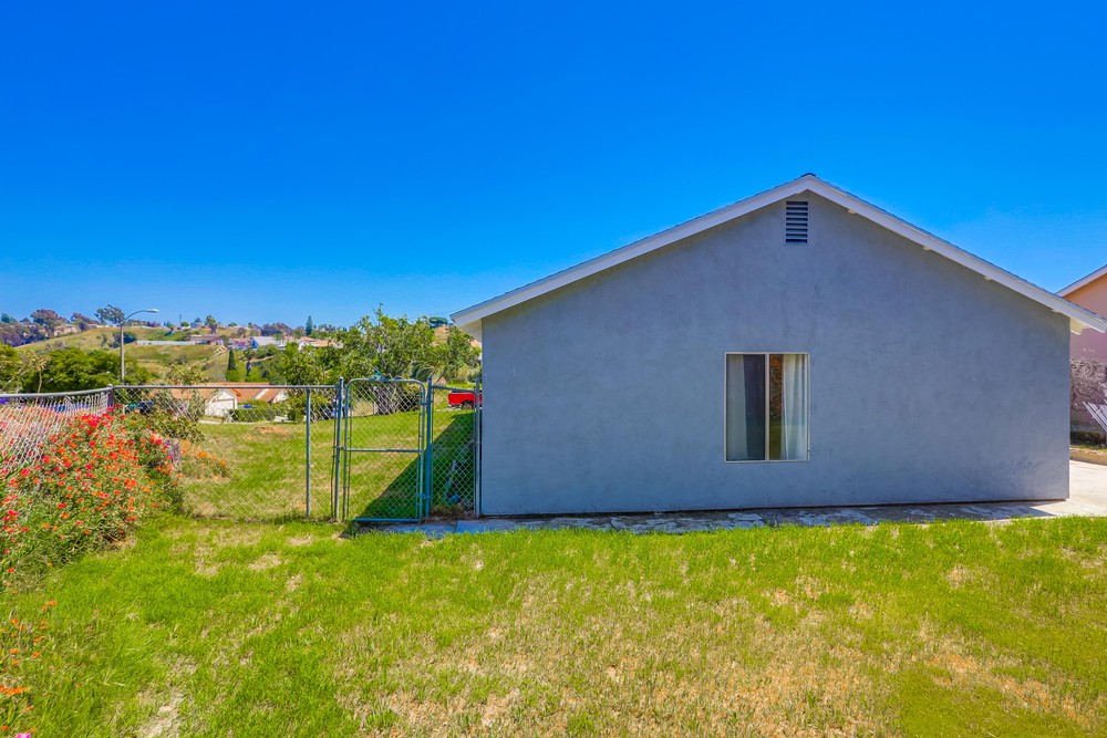 Virtual tour photo 29 of 32 for 8572 Miguel Vista Pl
