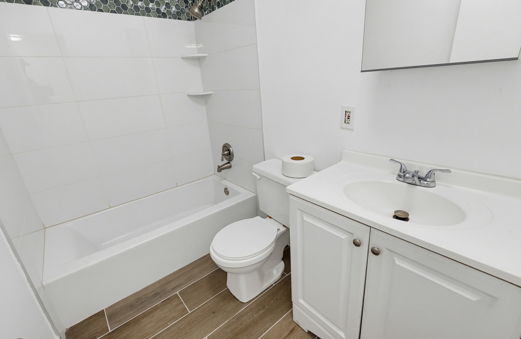 Virtual tour photo 56 of 115 for 8573-79 Glenhaven St