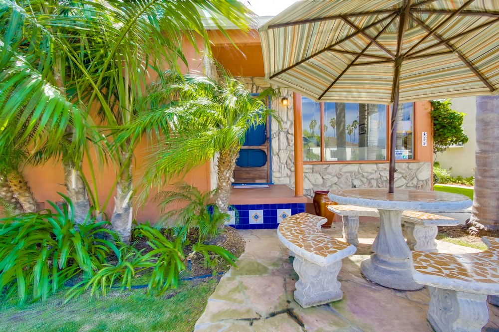 Virtual tour photo 6 of 44 for 859 Beryl Street