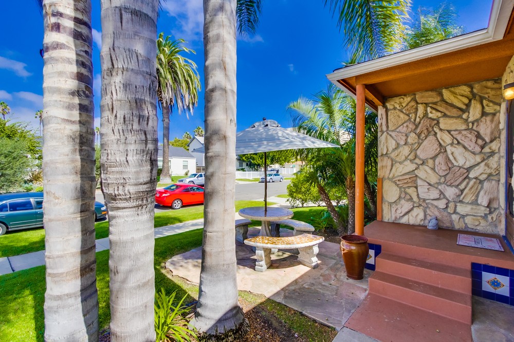 Virtual tour photo 7 of 44 for 859 Beryl Street