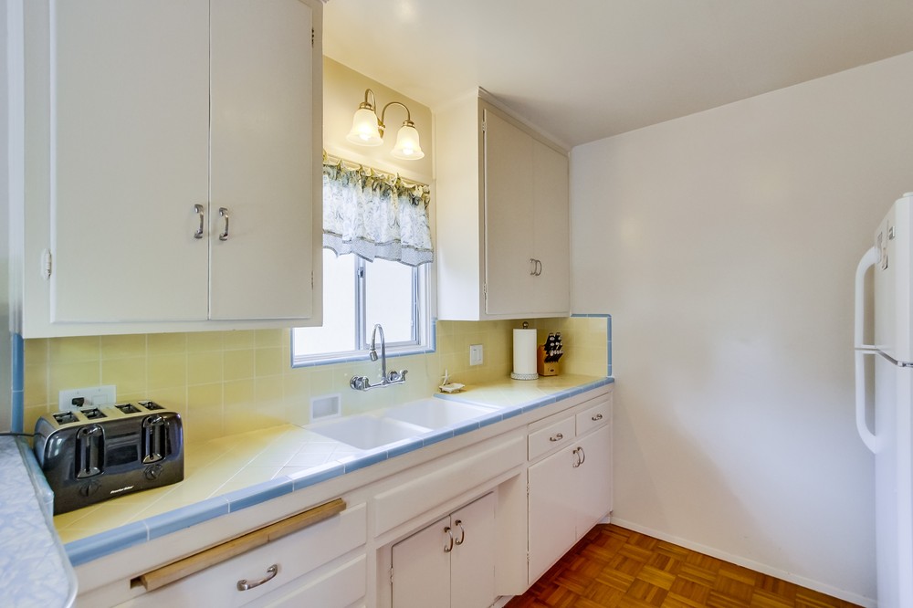 Virtual tour photo 20 of 44 for 859 Beryl Street