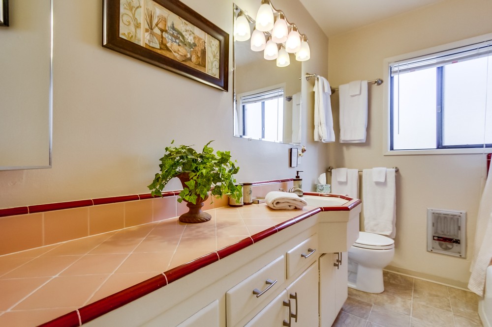 Virtual tour photo 32 of 44 for 859 Beryl Street
