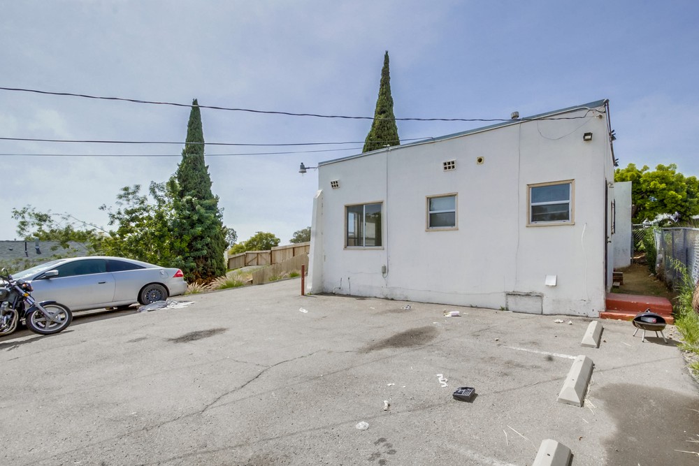 Virtual tour photo 35 of 38 for 859 Euclid Ave