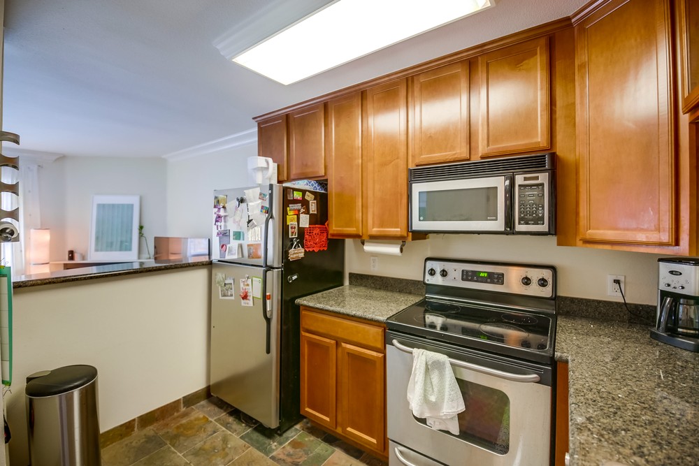 Virtual tour photo 7 of 16 for 860 Turquoise St #128