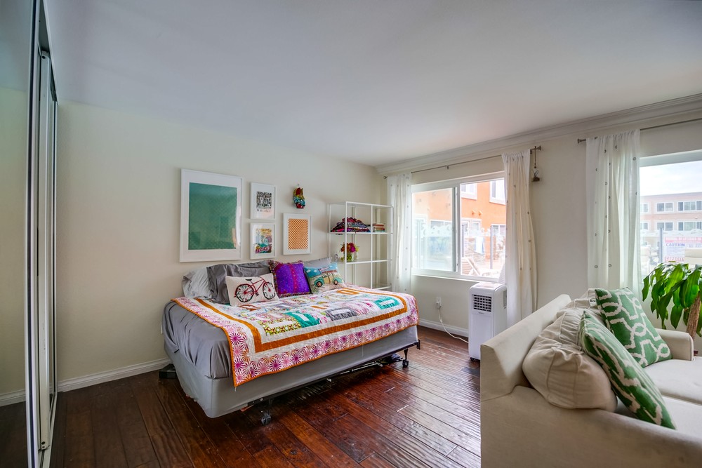 Virtual tour photo 11 of 16 for 860 Turquoise St #128
