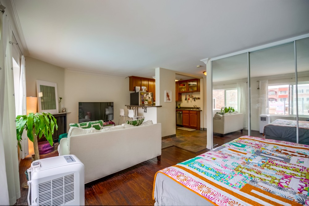 Virtual tour photo 14 of 16 for 860 Turquoise St #128