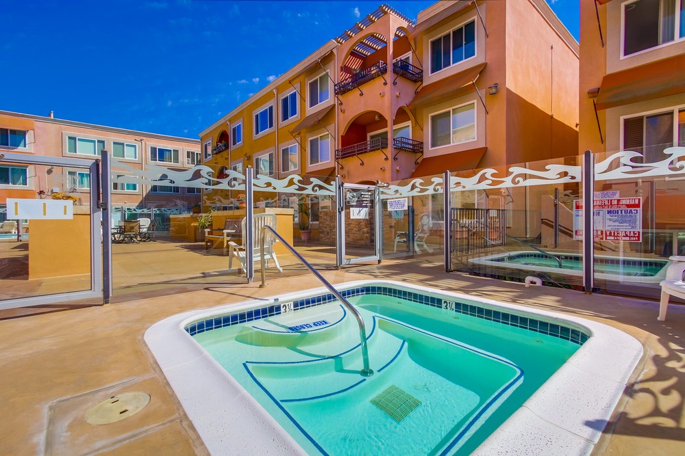 Virtual tour photo 12 of 21 for 860 Turquoise St #128