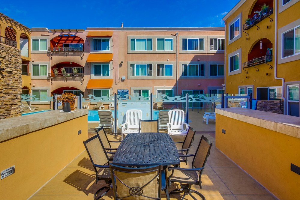 Virtual tour photo 13 of 21 for 860 Turquoise St #128