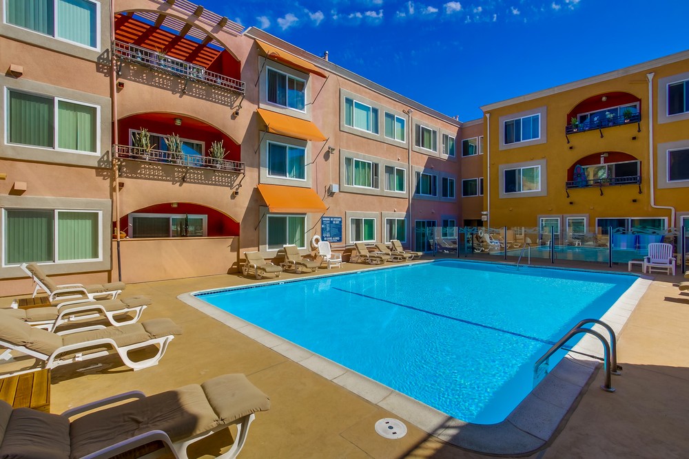 Virtual tour photo 20 of 21 for 860 Turquoise St #128