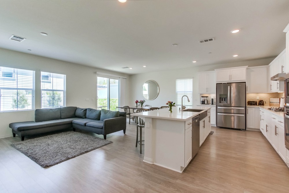 Virtual tour photo 6 of 53 for 8605 Lake Jody Dr