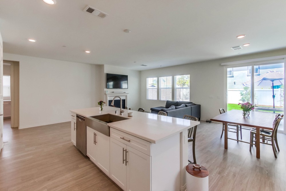 Virtual tour photo 11 of 53 for 8605 Lake Jody Dr