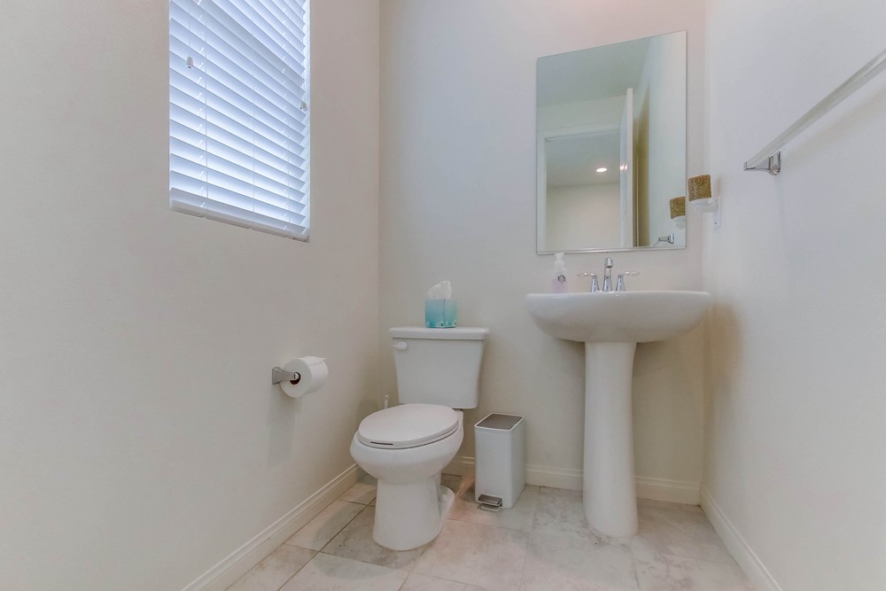 Virtual tour photo 16 of 53 for 8605 Lake Jody Dr
