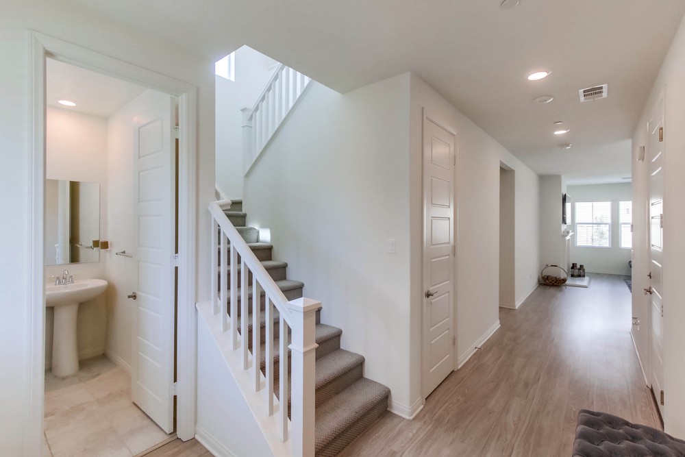 Virtual tour photo 17 of 53 for 8605 Lake Jody Dr