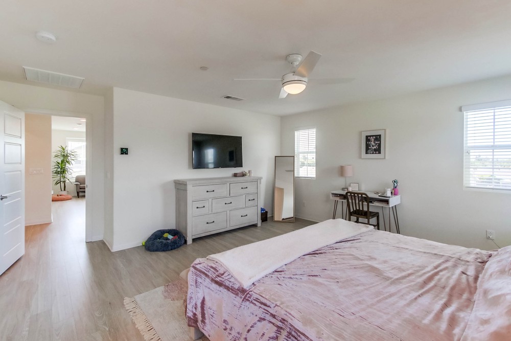 Virtual tour photo 22 of 53 for 8605 Lake Jody Dr