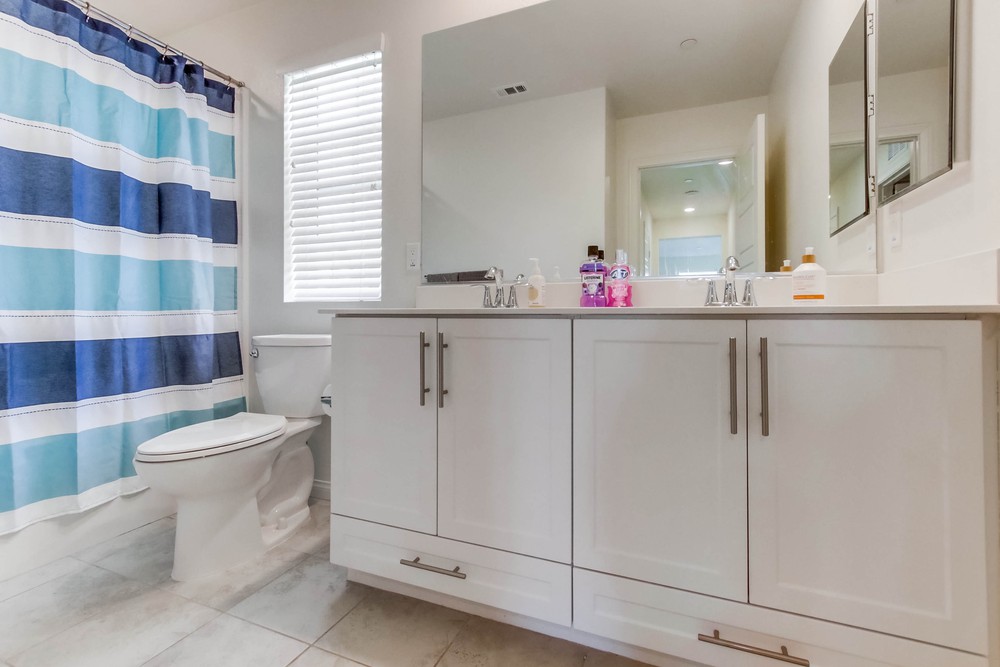 Virtual tour photo 35 of 53 for 8605 Lake Jody Dr